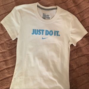 Nike Just Do It Women’s Tee